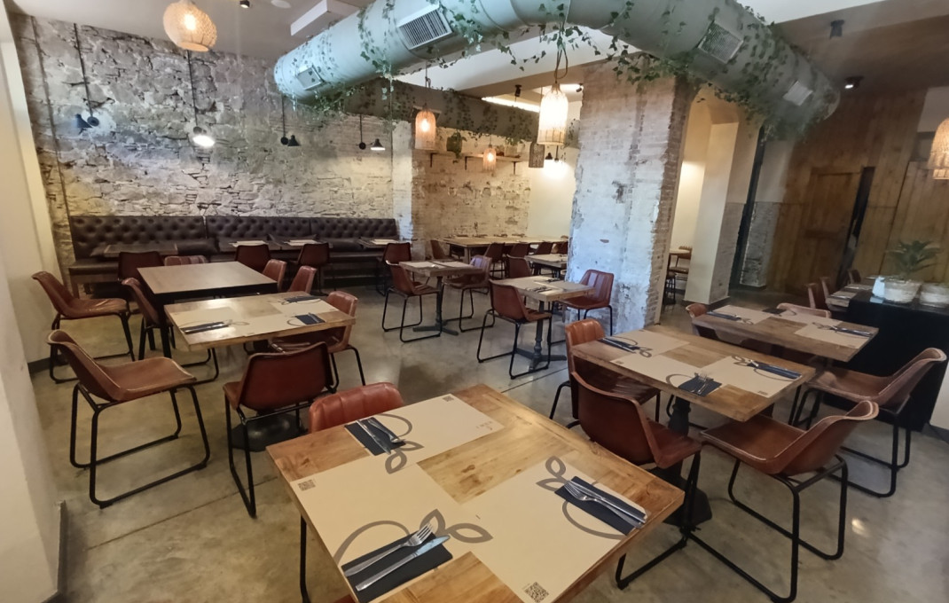 Traspaso - Restaurante -
Barcelona - Raval