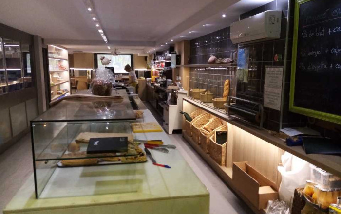 Traspaso - Obradores y/o Panaderias -
Barcelona - Les corts