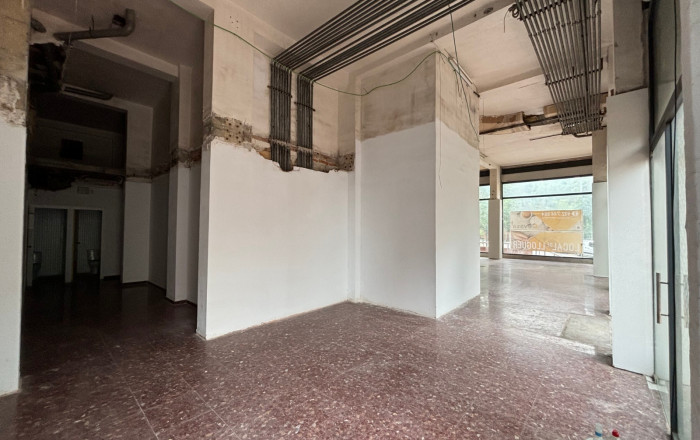 Alquiler - Local comercial -
Barcelona - Sant Andreu