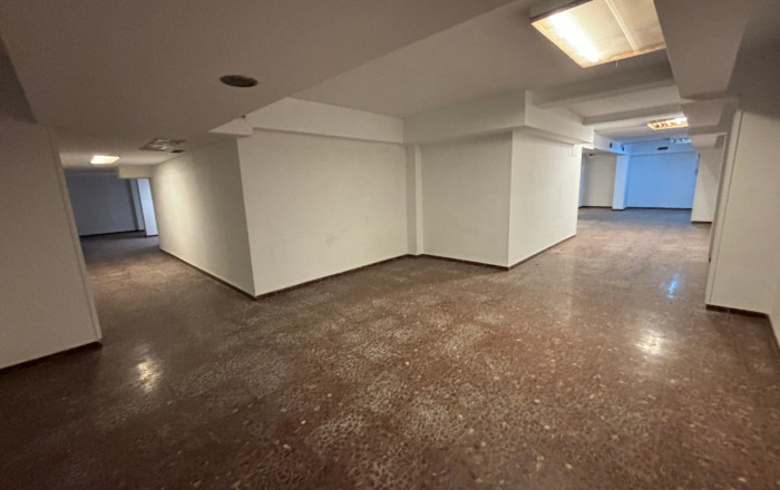 Rental - Local comercial -
Barcelona - Sant Andreu