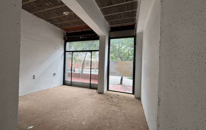 Location longue durée - Local comercial -
Barcelona - Sant Andreu