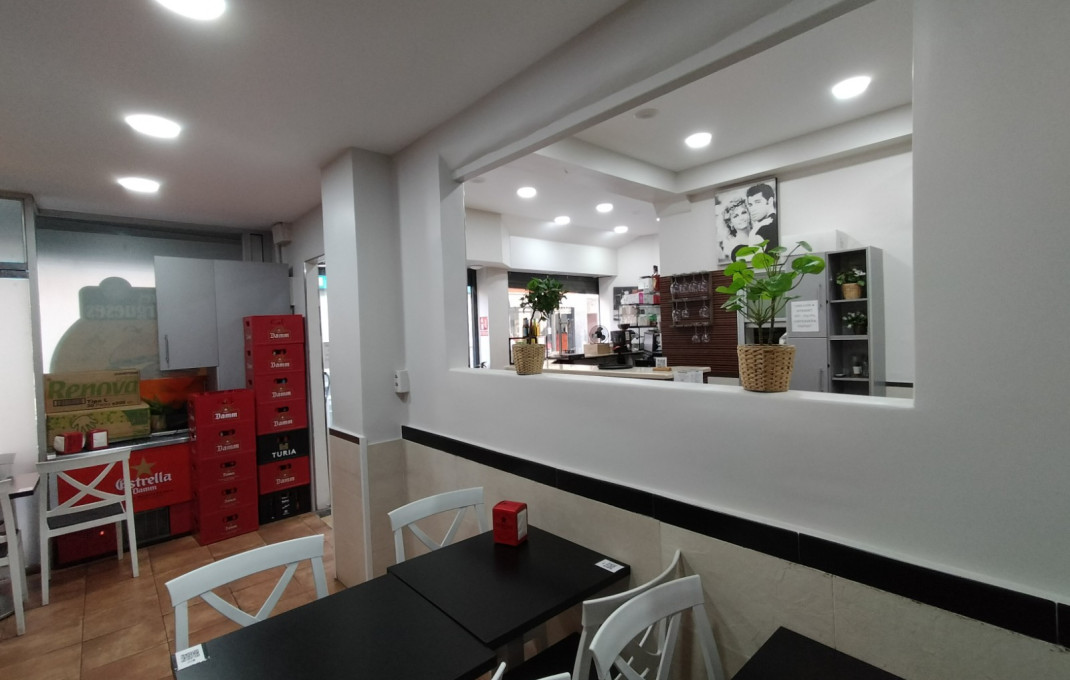 Traspaso - Bar-Cafeteria -
Molins de Rei