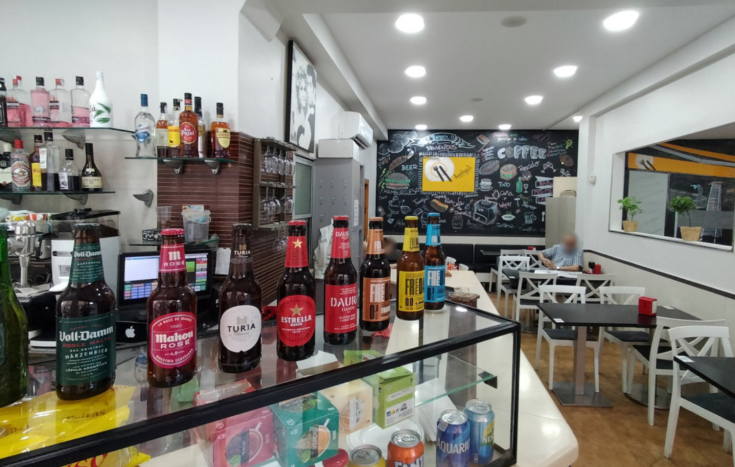 Traspaso - Bar-Cafeteria -
Molins de Rei