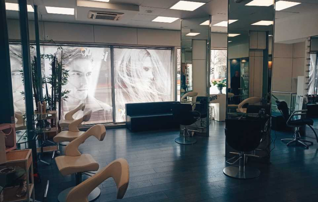 Traspaso - Peluquerias y Estetica -
Sabadell