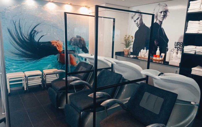 Traspaso - Peluquerias y Estetica -
Sabadell