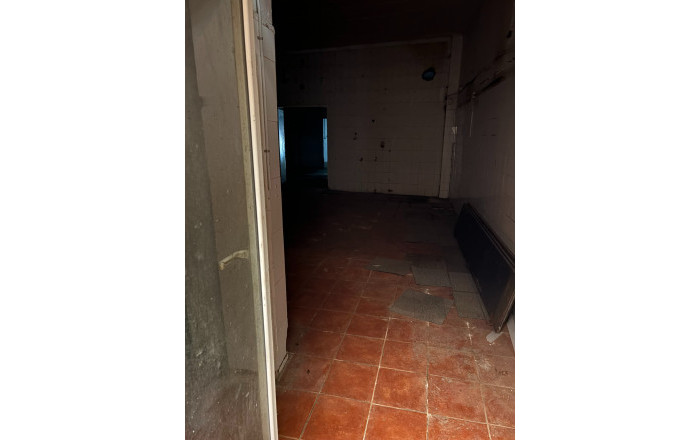 Rental - Local comercial -
Barcelona - Santa Coloma De Gramanet