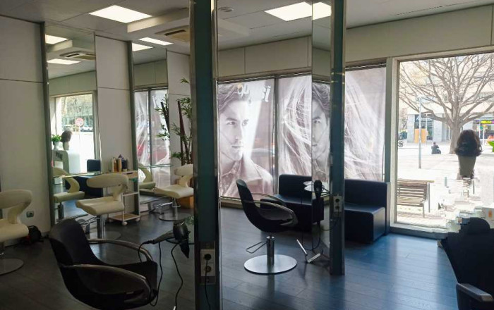 Traspaso - Peluquerias y Estetica -
Sabadell