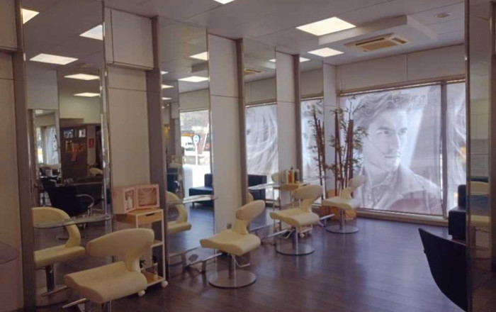 Traspaso - Peluquerias y Estetica -
Sabadell