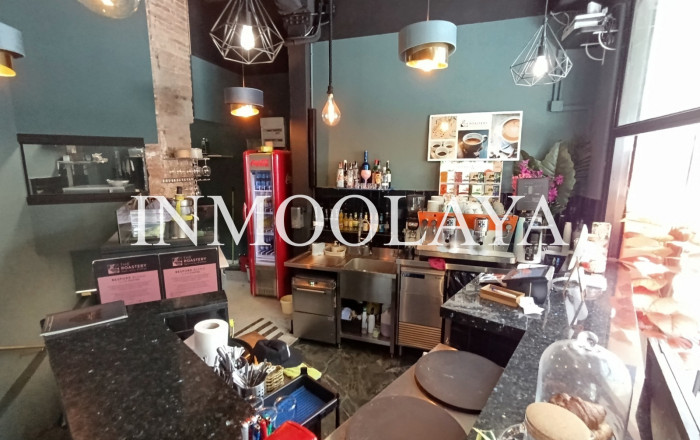 Transfer - Bar-Cafeteria -
Barcelona - La Nova Esquerra De L´ Eixample