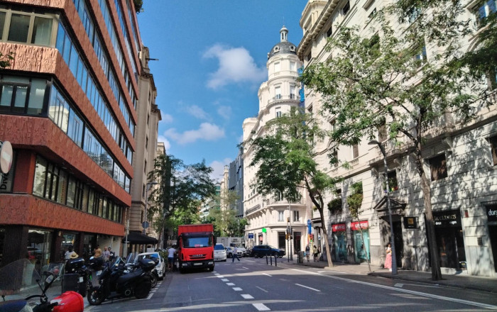 Location longue durée - Des bureaux -
Barcelona - Sarria-Sant Gervasi