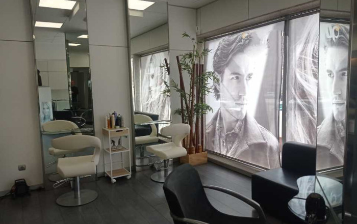 Traspaso - Peluquerias y Estetica -
Sabadell