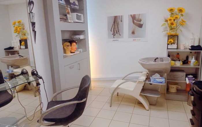 Traspaso - Peluquerias y Estetica -
Sabadell