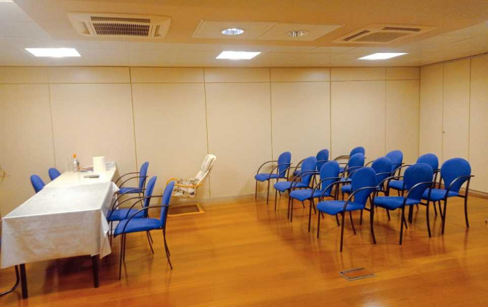 Traspaso - Peluquerias y Estetica -
Sabadell