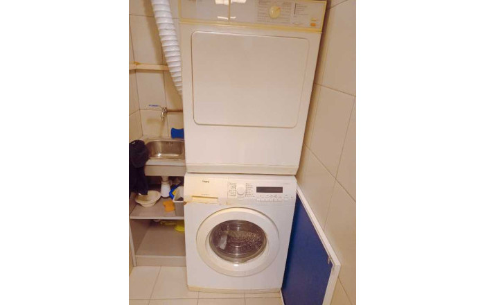 Traspaso - Peluquerias y Estetica -
Sabadell