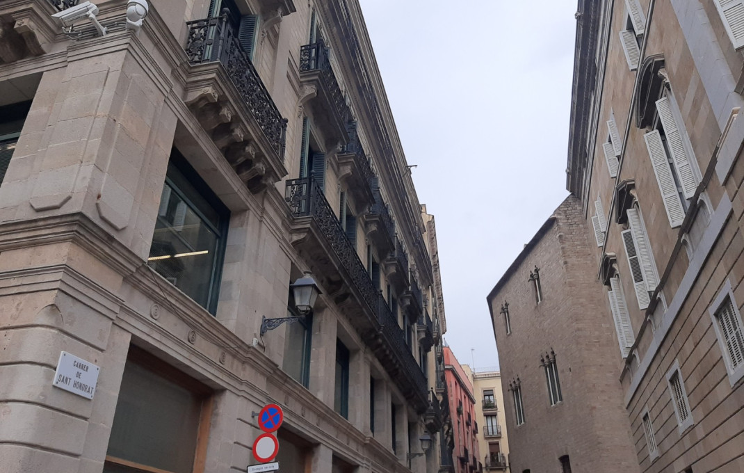 Traspaso - Bar-Cafeteria -
Barcelona - Ciutat Vella