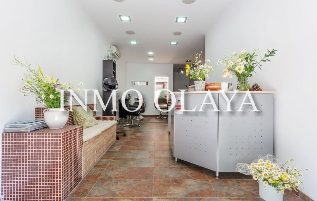 Traspaso - Peluquerias y Estetica -
Barcelona - Gràcia