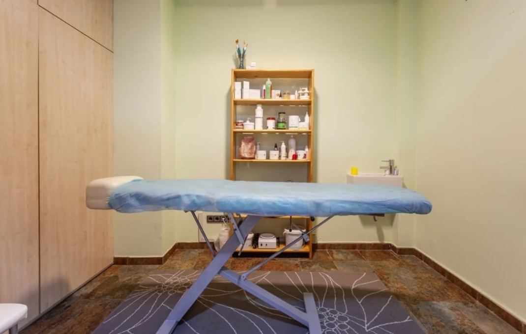 Traspaso - Peluquerias y Estetica -
Barcelona - Gràcia