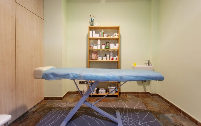 Traspaso - Peluquerias y Estetica -
Barcelona - Gràcia