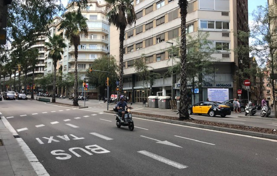 Transfer - Restaurant -
Barcelona - Eixample Izquierdo