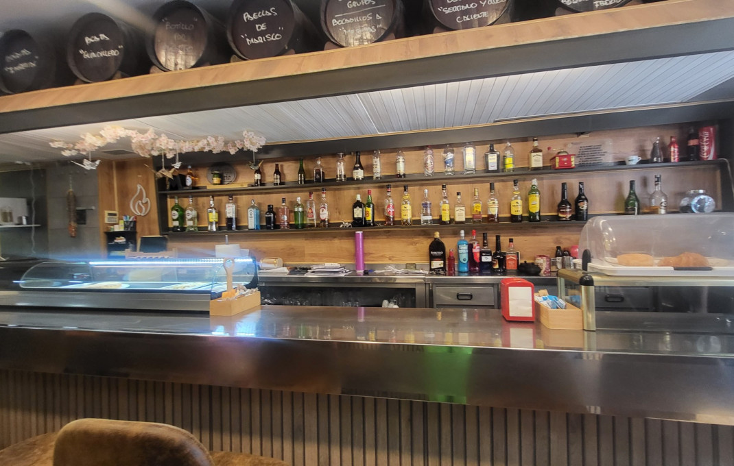 Transfer - Bar Restaurante -
Barcelona - Sarria-Sant Gervasi