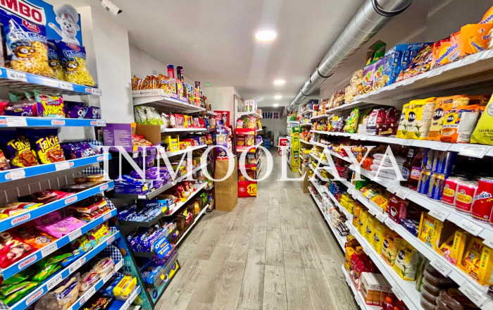 Transfer - Food store -
Barcelona - Sant Andreu