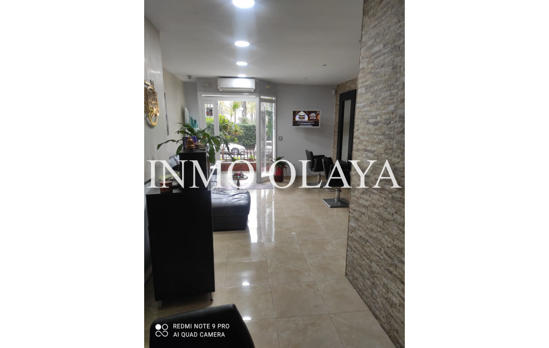 Transfert - Peluquerias y Estetica -
Badalona - Llefià