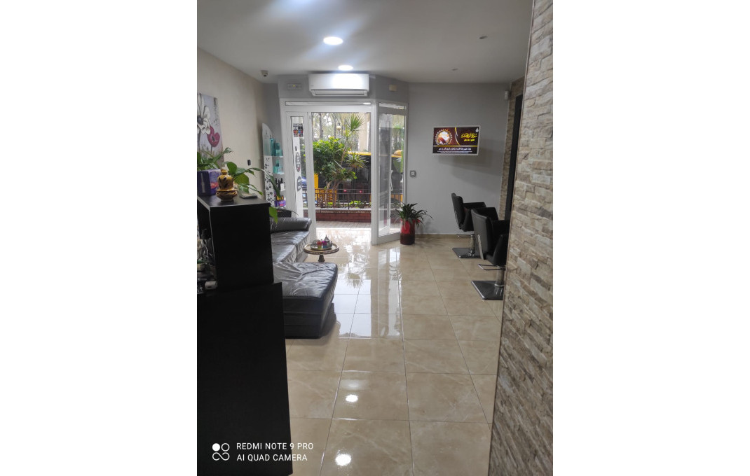 Transfert - Peluquerias y Estetica -
Badalona - Llefià