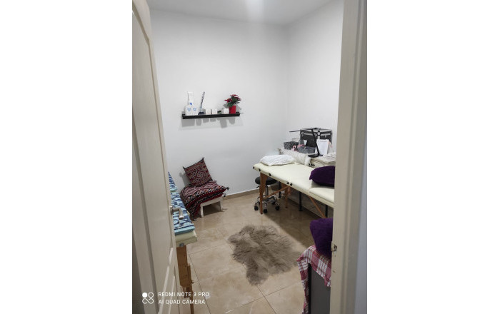 Transfert - Peluquerias y Estetica -
Badalona - Llefià