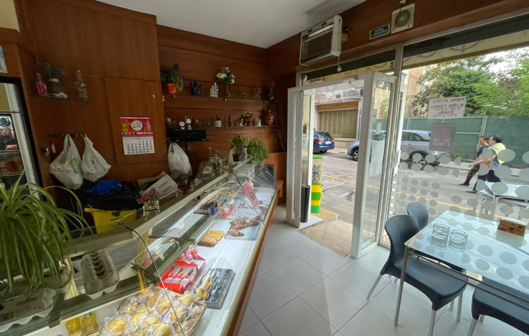 Transfer - Bar-Cafeteria -
Piera