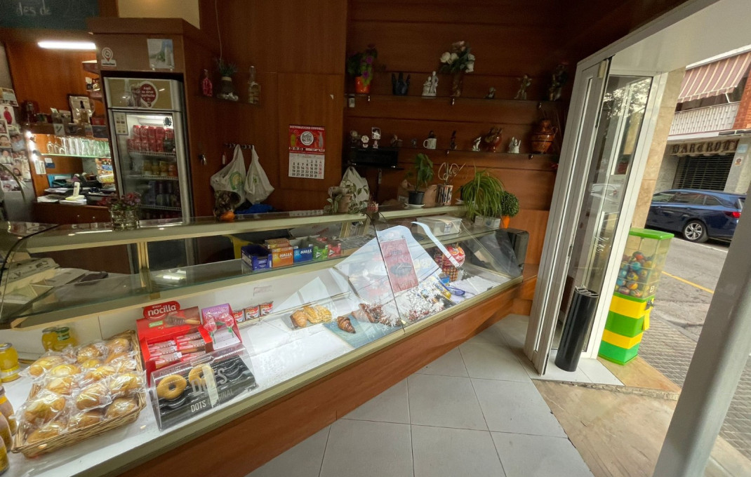 Transfer - Bar-Cafeteria -
Piera