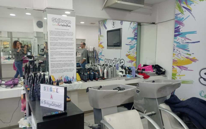 Traspaso - Peluquerias y Estetica -
Sabadell