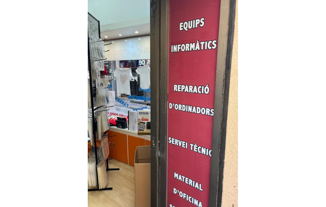 Traspaso - Local comercial -
Vilafranca del Pened&egrave;s