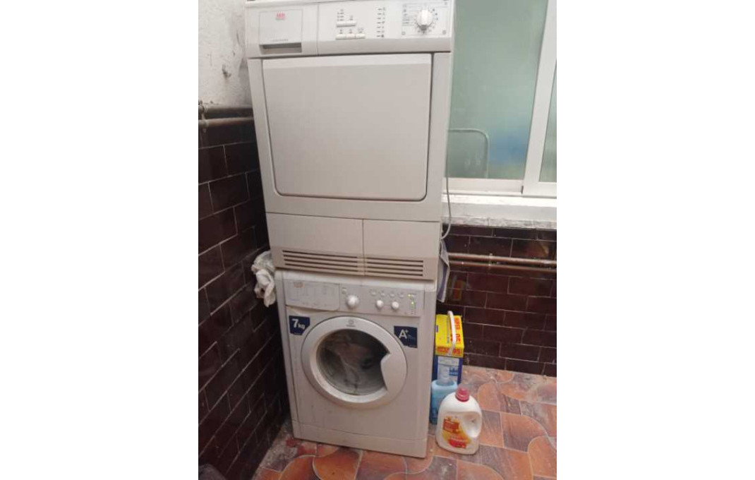 Traspaso - Peluquerias y Estetica -
Sabadell