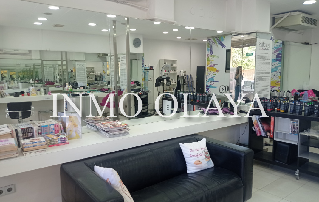 Traspaso - Peluquerias y Estetica -
Sabadell