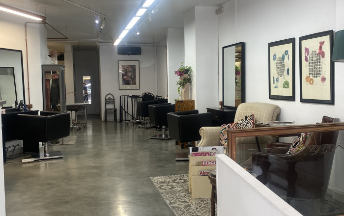 Transfer - Peluquerias y Estetica -
Barcelona - Sant Gervaci