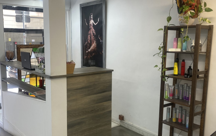 Transfer - Peluquerias y Estetica -
Barcelona - Sant Gervaci