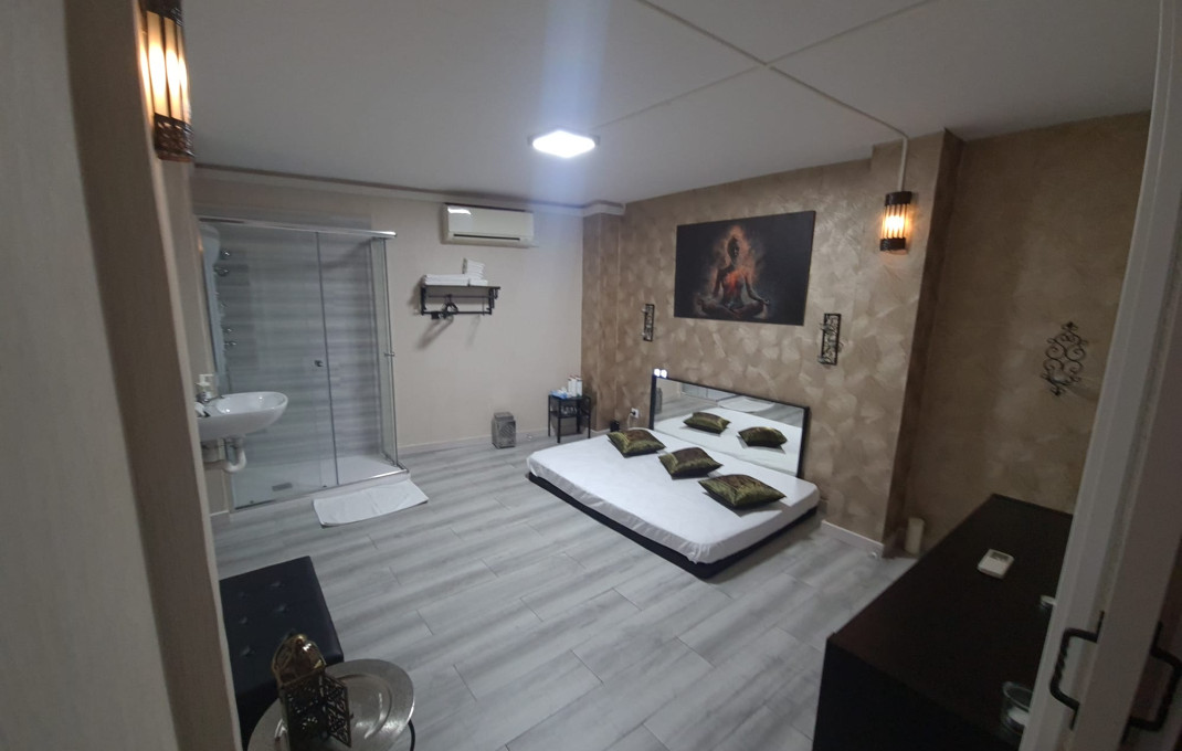 Transfer - Tiendas -
Barcelona