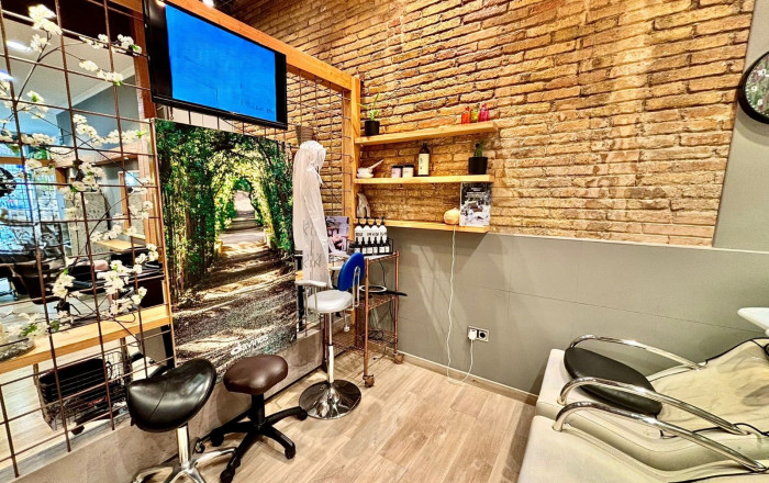 Traspaso - Peluquerias y Estetica -
Barcelona - Eixample