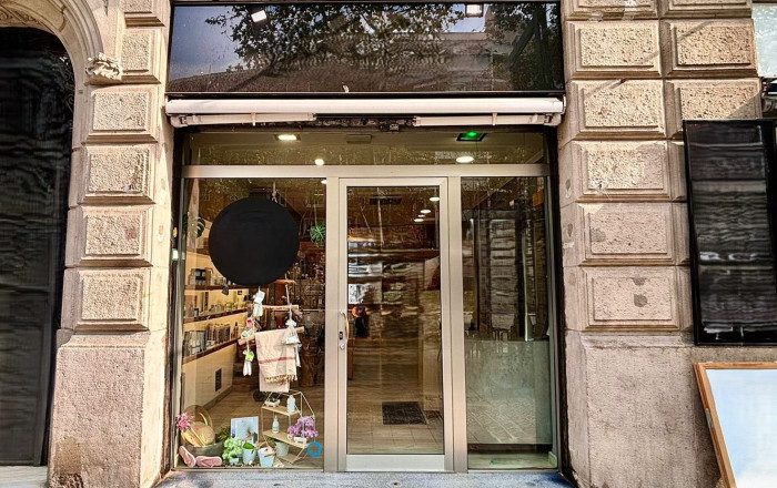 Traspaso - Peluquerias y Estetica -
Barcelona - Eixample