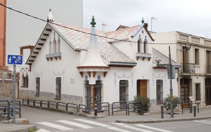 Traspaso - Peluquerias y Estetica -
Molins de Rei