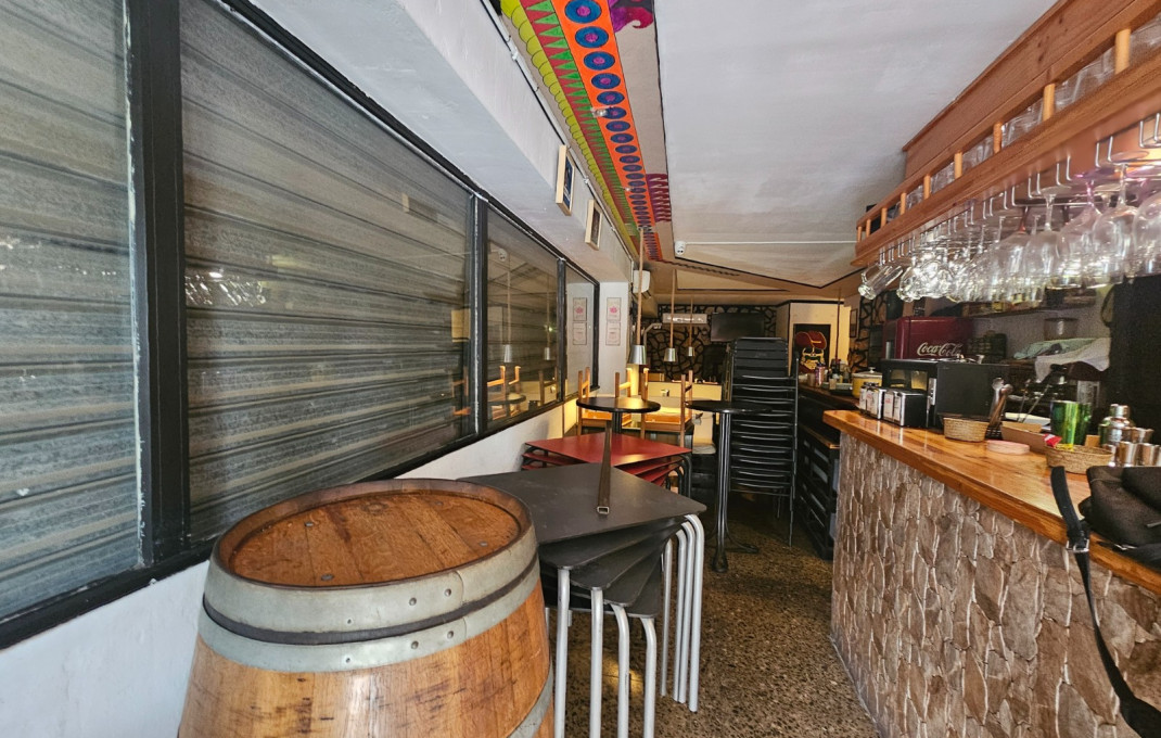 Transfert - Bar Restaurante -
Cornella de Llobregat - Centro