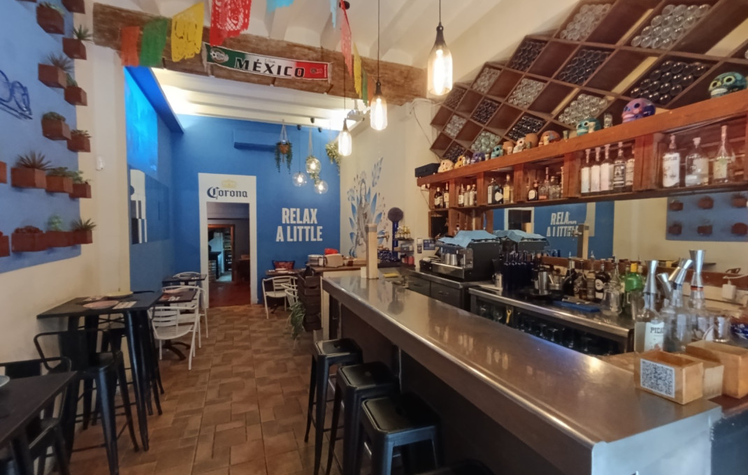 Traspaso - Bar-Cafeteria -
Barcelona - Ciutat Vella