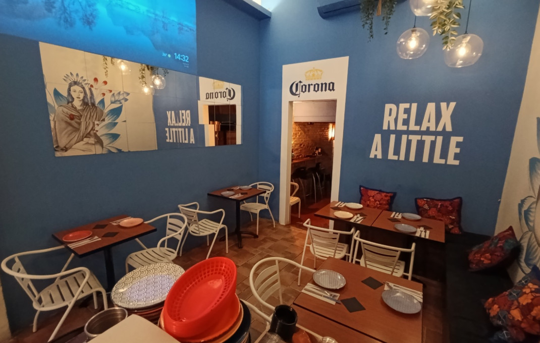 Traspaso - Bar-Cafeteria -
Barcelona - Ciutat Vella