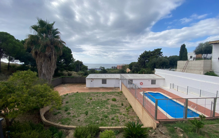 Venta - Finca - Hoteles -
Canet de Mar