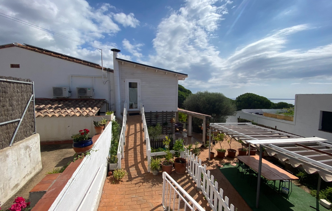 Venta - Finca - Hoteles -
Canet de Mar