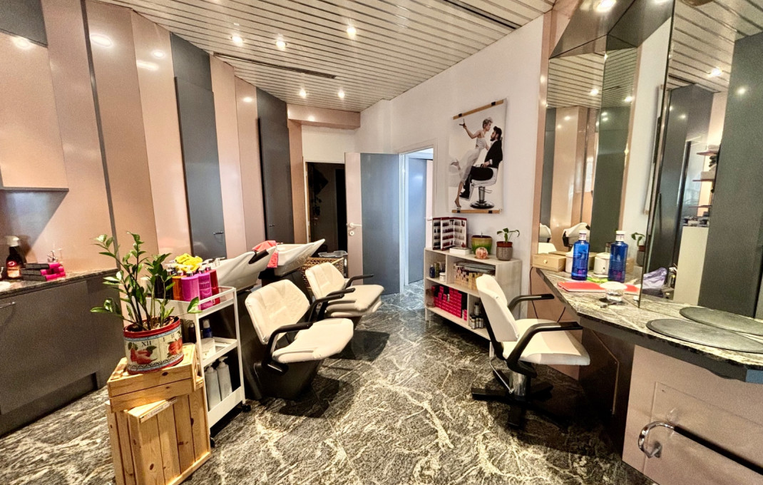 Venta - Peluquerias y Estetica -
Barcelona - Sant Martí