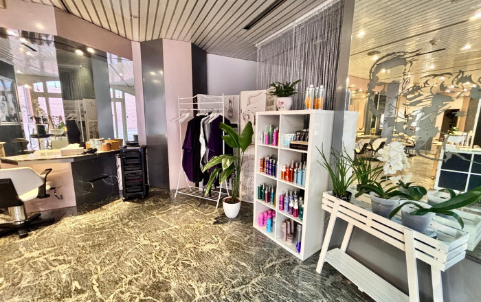 Venta - Peluquerias y Estetica -
Barcelona - Sant Martí