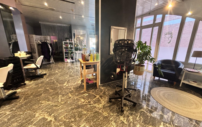 Venta - Peluquerias y Estetica -
Barcelona - Sant Martí