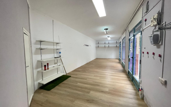 Venta en rentabilidad - Local comercial -
Barcelona - Sant Andreu