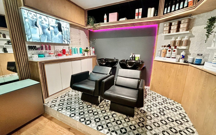 Traspaso - Peluquerias y Estetica -
Barcelona - Sarria-Sant Gervasi